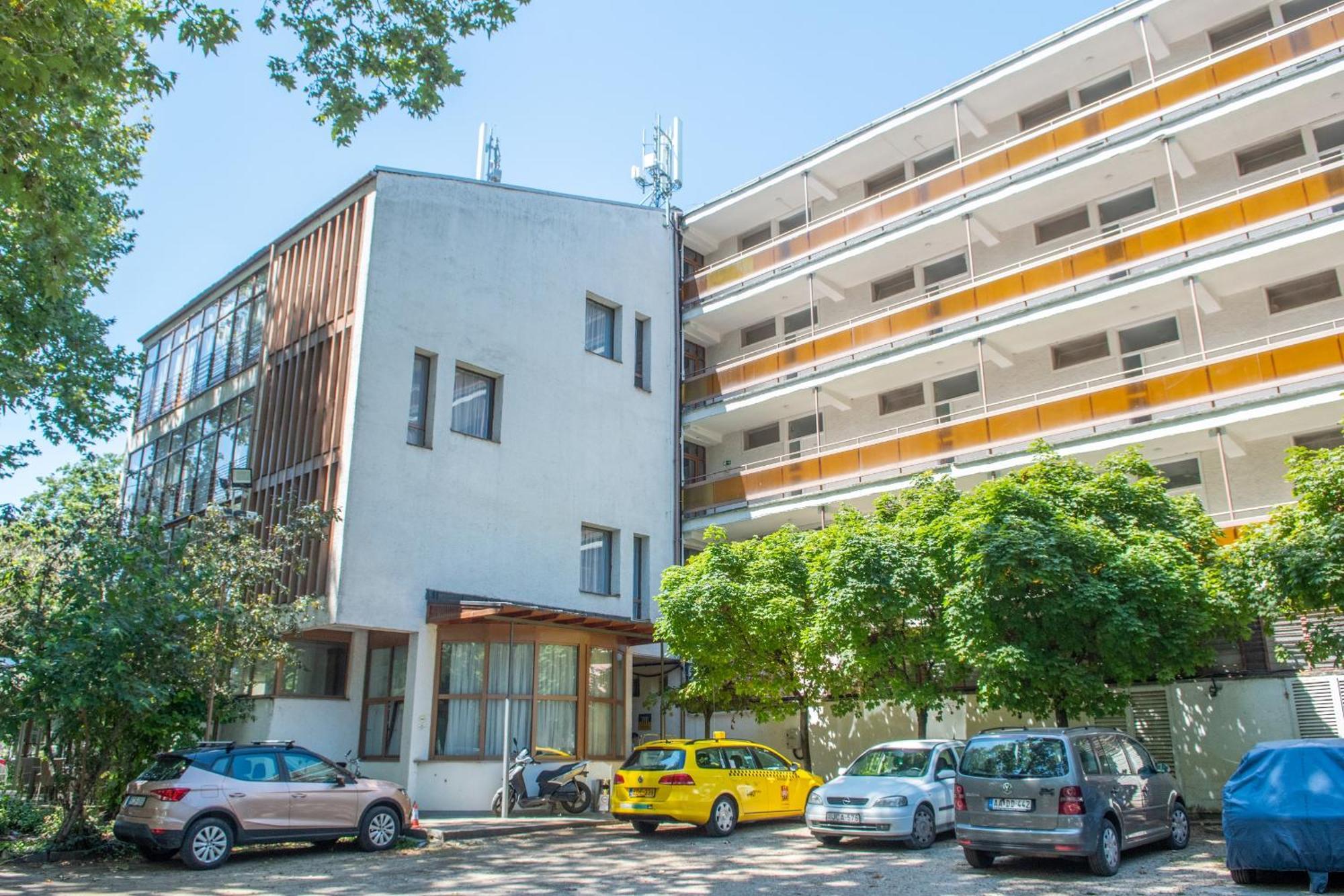 Ce Napfeny Hotel Siófok Exteriér fotografie
